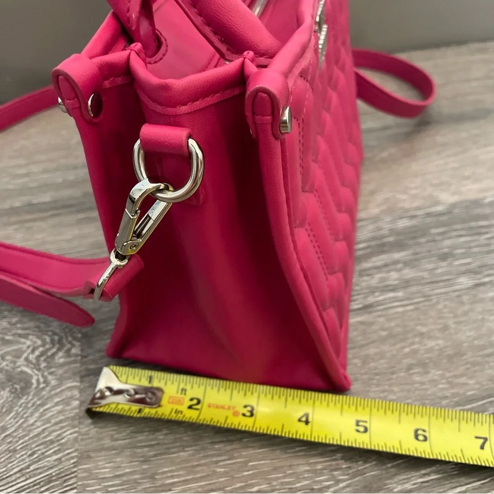 Steve Madden Quilted Fuschia Mini Tote Handbag with Shoulder‎ Strap